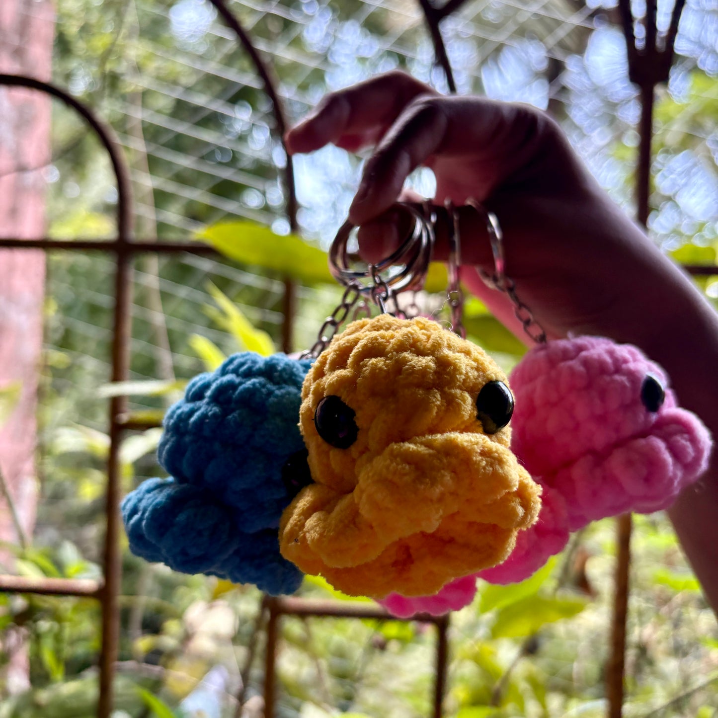 Plush Yarn Mystery Octopus Keychain ๐
