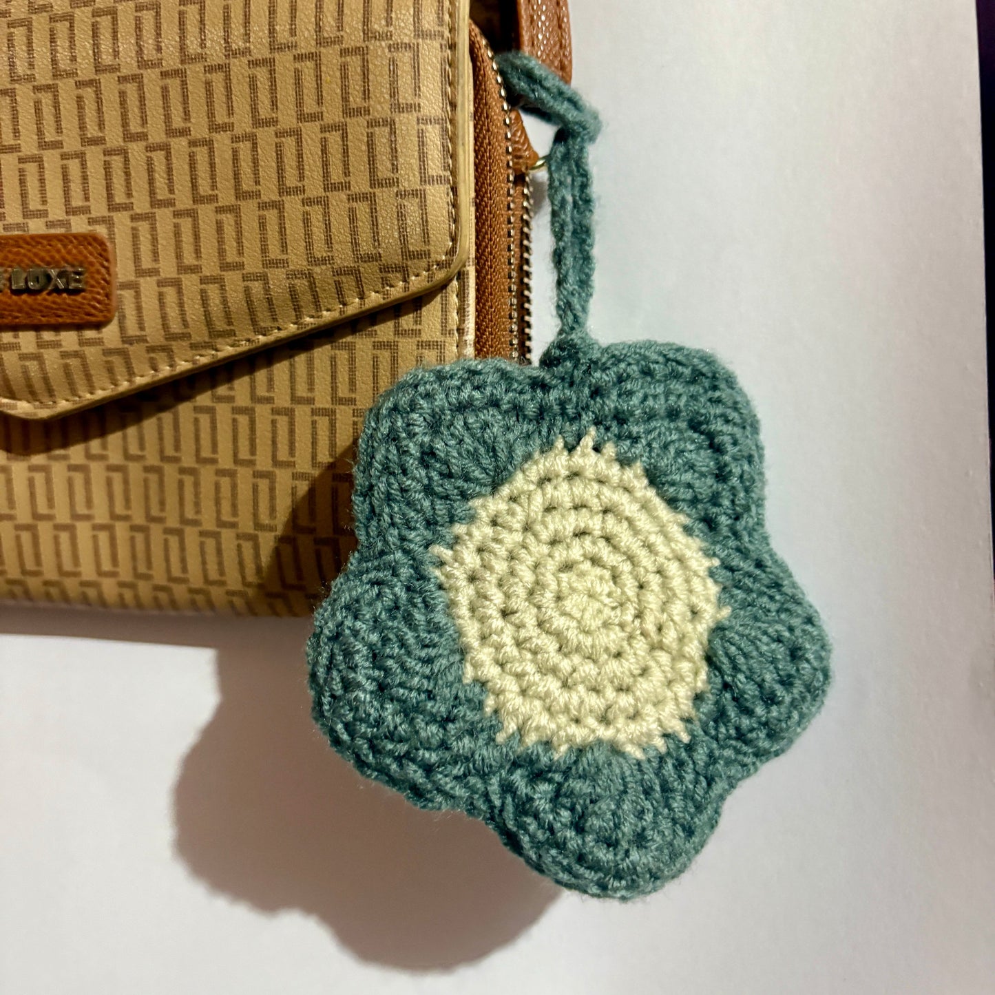 Flower trinket pouch