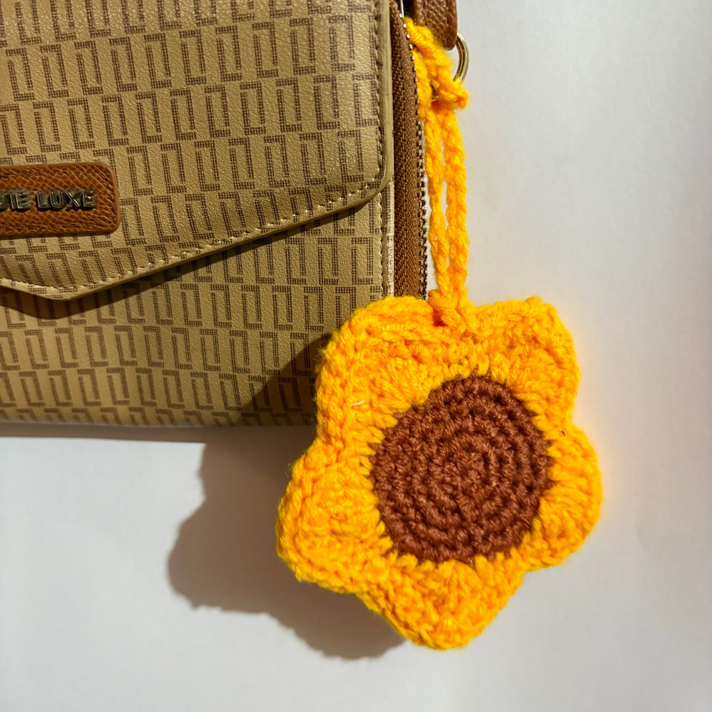 Flower trinket pouch