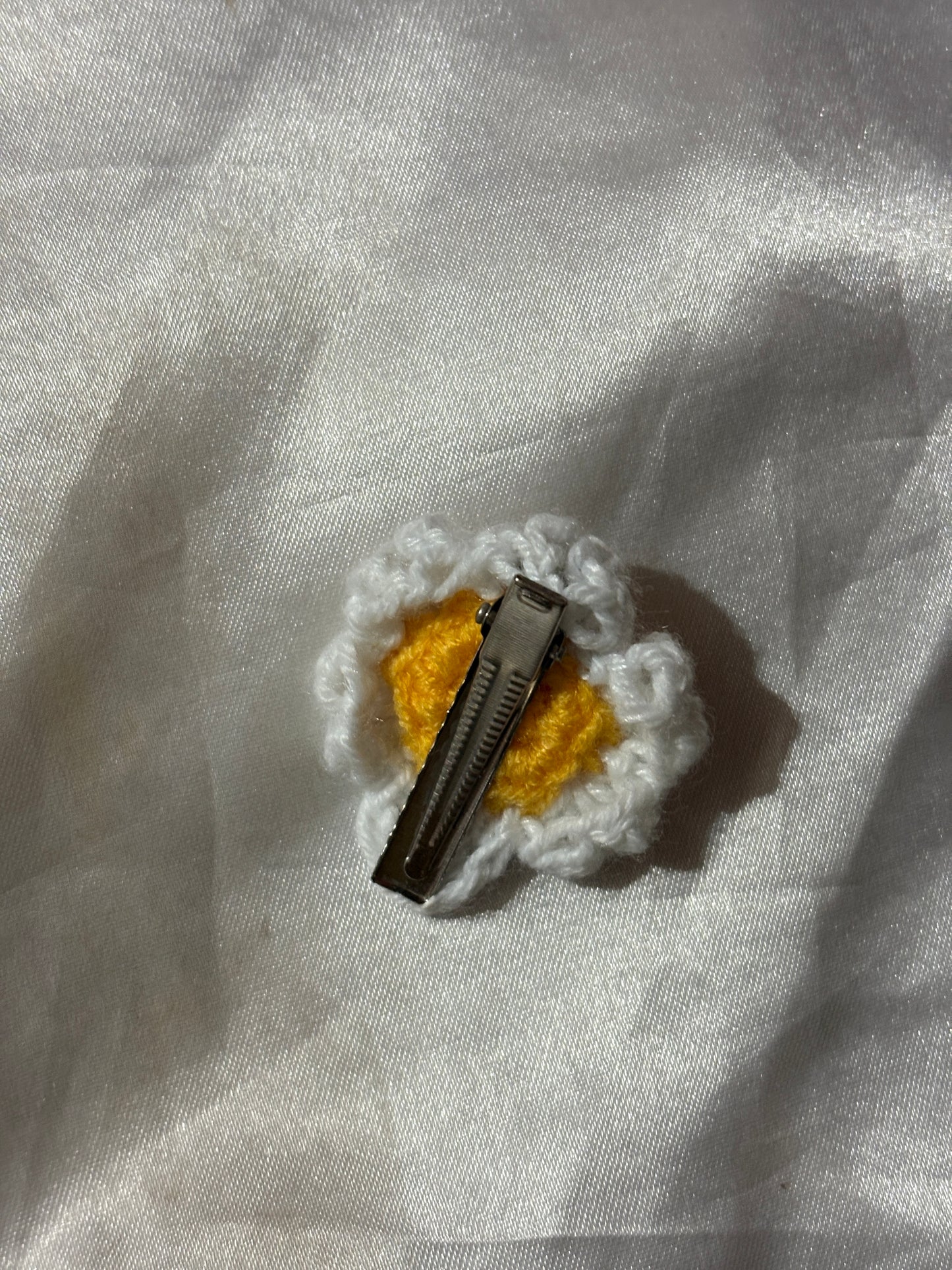 back of the flower clip